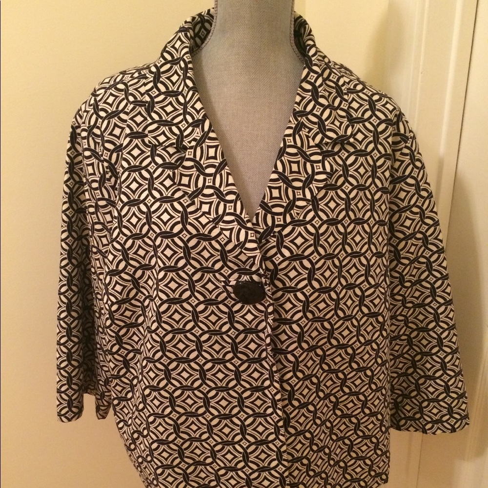 Black and white linen jacket